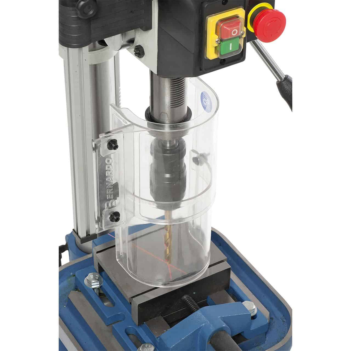 Furadora de bancada Bernardo BM 20 Vario / 230 V com velocidade Vario e laser – furação Ø 20 mm, cone MT 2, velocidade contínua 400-1.950 rpm, display digital velocidade+curso, motor 0,75 kW 230V, peso 57 kg