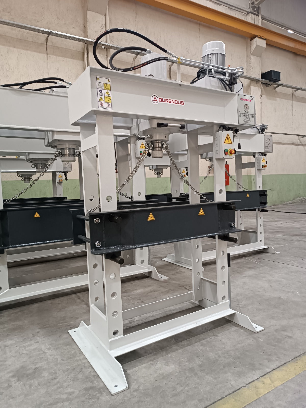 Pressa per lamiera Durendus Serie DW Pressa Idraulica 30 Ton con cilindro Scorrevole