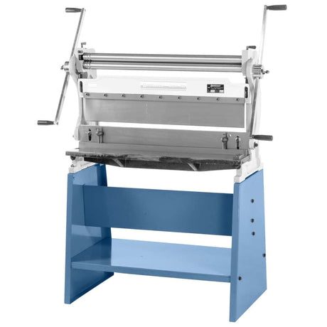 Basamento modello C installato sotto 3 in 1 - 760 per garantire stabilità e sicurezza durante le lavorazioni su lamiera.