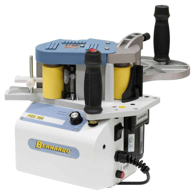 Bernardo PEB 300 S con kit completo per bordatura professionale di pannelli in ABS, PVC e melaminico, adatta a lavorazioni mobili e stazionarie.