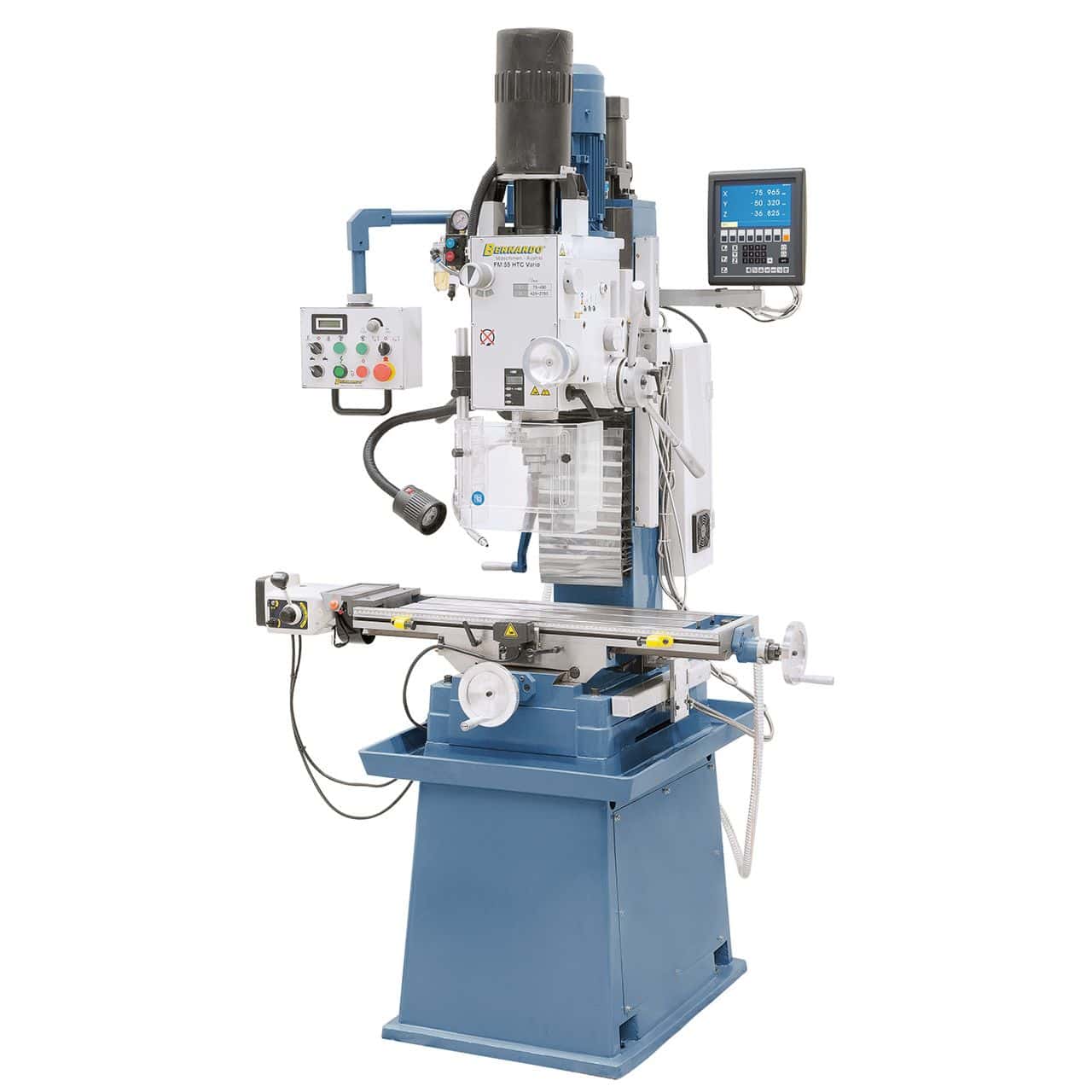 Vista della Bernardo FM 55 HTC Vario, trapano e fresatrice combinata con display digitale a 3 assi, serraggio pneumatico utensili e struttura in ghisa massiccia.
