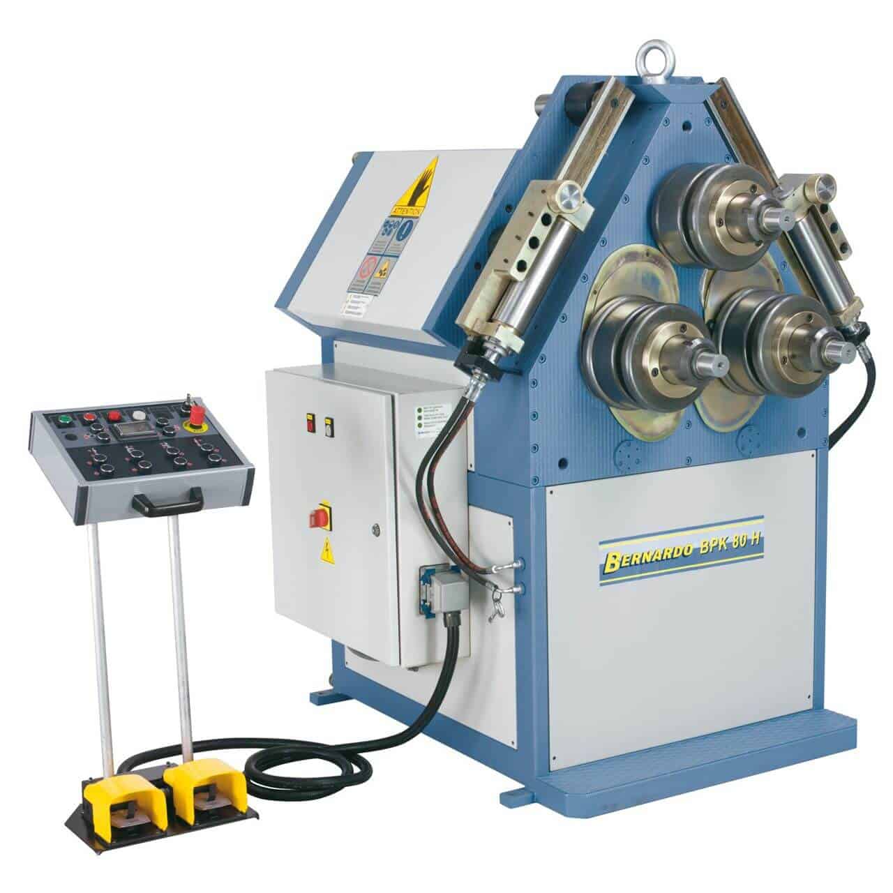 Curvatrice ad anello idraulica Bernardo BPK 80 H con corpo in ghisa-acciaio, rulli temprati e pannello di controllo mobile.