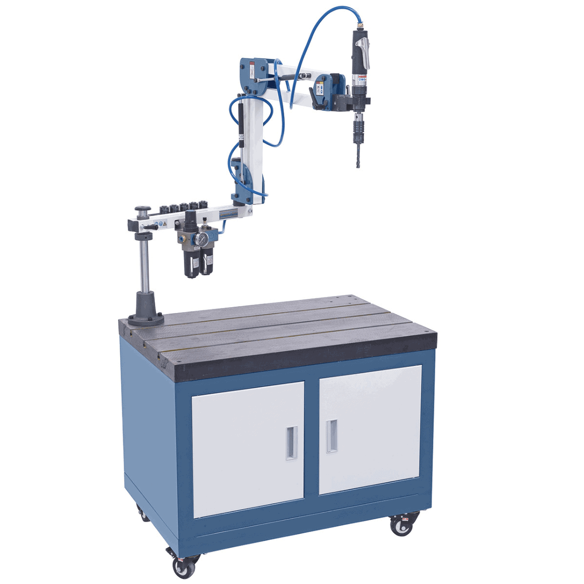 Bernardo Filettatrice pneumatica TM 24 P / R 1500 con braccio snodato da 1500 mm, mandrino rapido con sicurezza integrata e angolazione 0°–90°.
