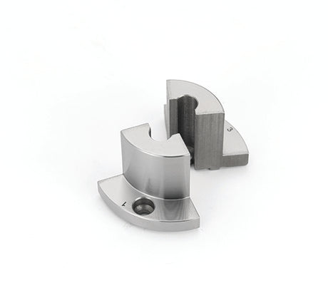 Ganasce per penne Record Power con presa su quattro lati per foratura precisa di cilindretti per penne e piccoli terminali, compatibili con mini mandrini SC1 e SC2.