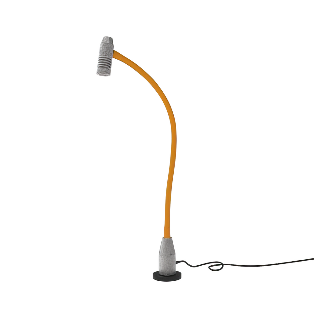 Lampada LED con braccio flessibile da 450 mm e base magnetica dritta rivestita, ideale per illuminare punti precisi su macchine utensili.